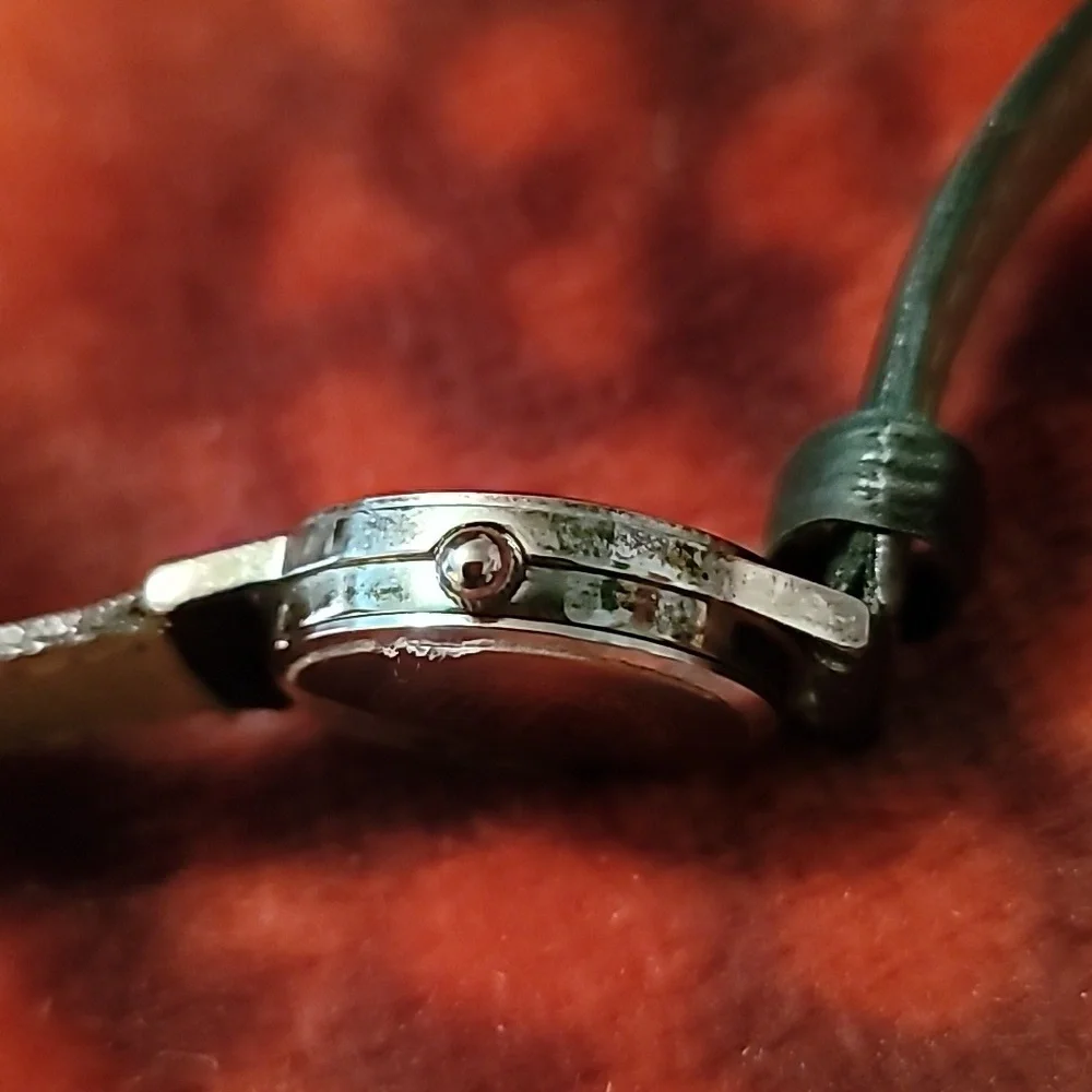 North Carolina State Alumni Association Quartz Analog Womens Watch Black Band‎